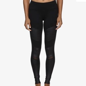 ALO  yoga Moto Leggings Womens large   Black Ankle Ribbed 87370